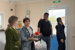 Не госслужба, а творчество: жительница Бесколя открыла магазин товаров для праздников