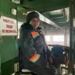 Аспалы кранды бағындырған 60 жастағы әйел