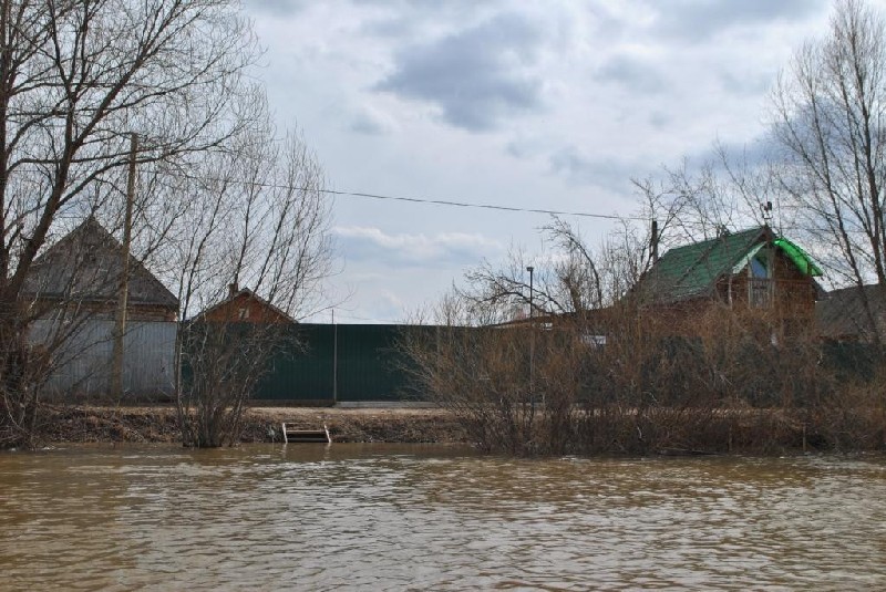 30 дачных участков подтопило из-за паводка в Петропавловске