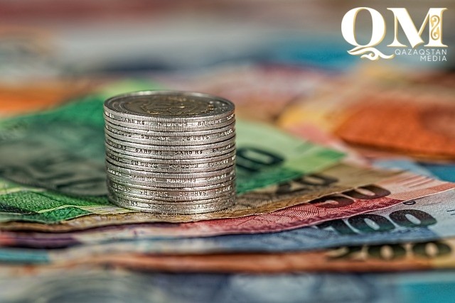 Слишком много тратим: как научиться экономить