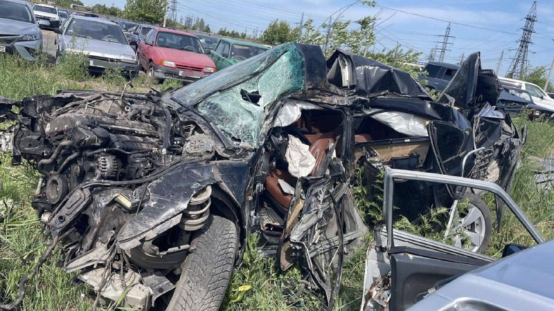 водитель врезался в дерево в Петропавловске