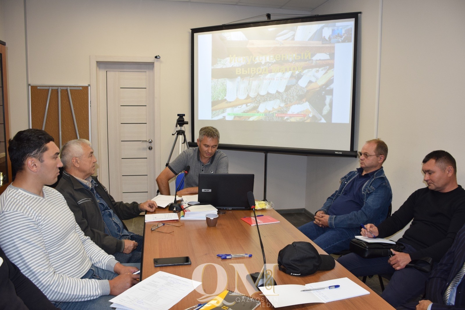 Пчеловоды сели за парты в СКО