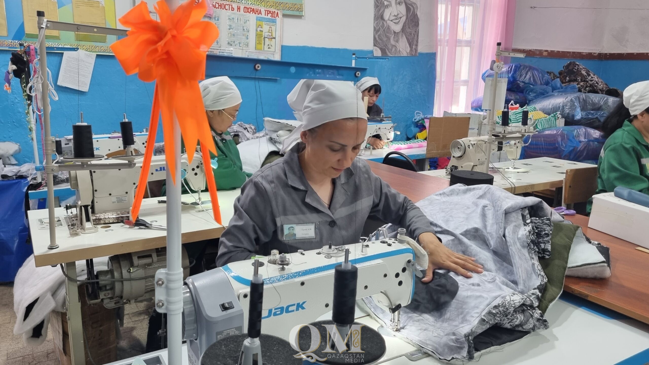 красота за колючей проволокой