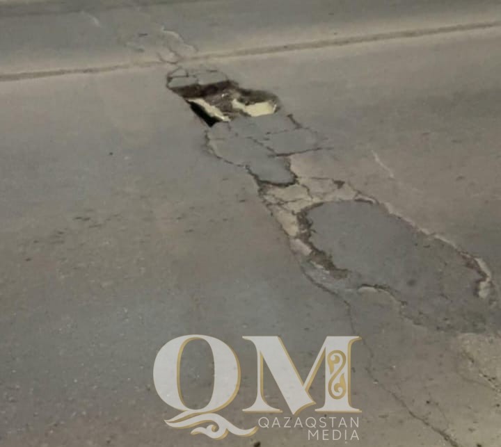 «Картон уже не спасает»: состояние моста в Рабочем посёлке снова обсуждают петропавловцы