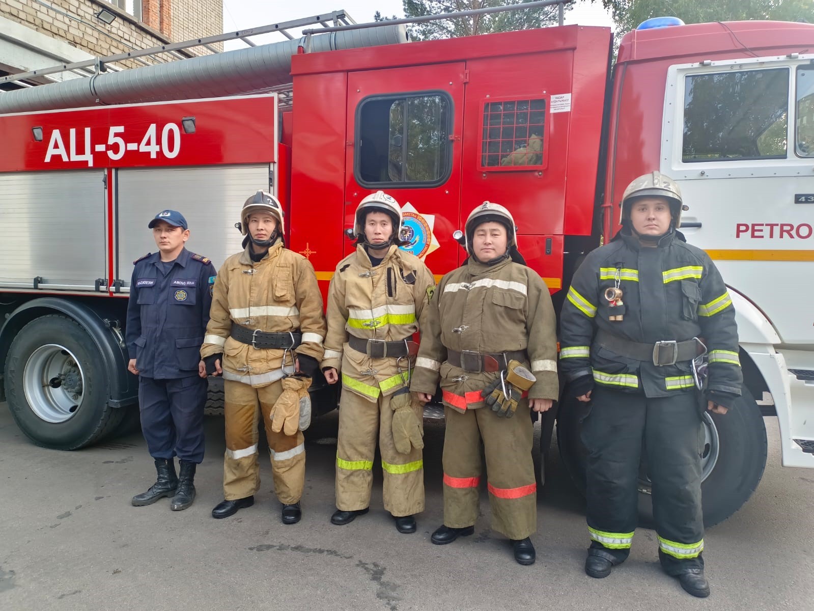 Петропавлдық өрт сөндірушілер 12 жасар баланы құтқарды