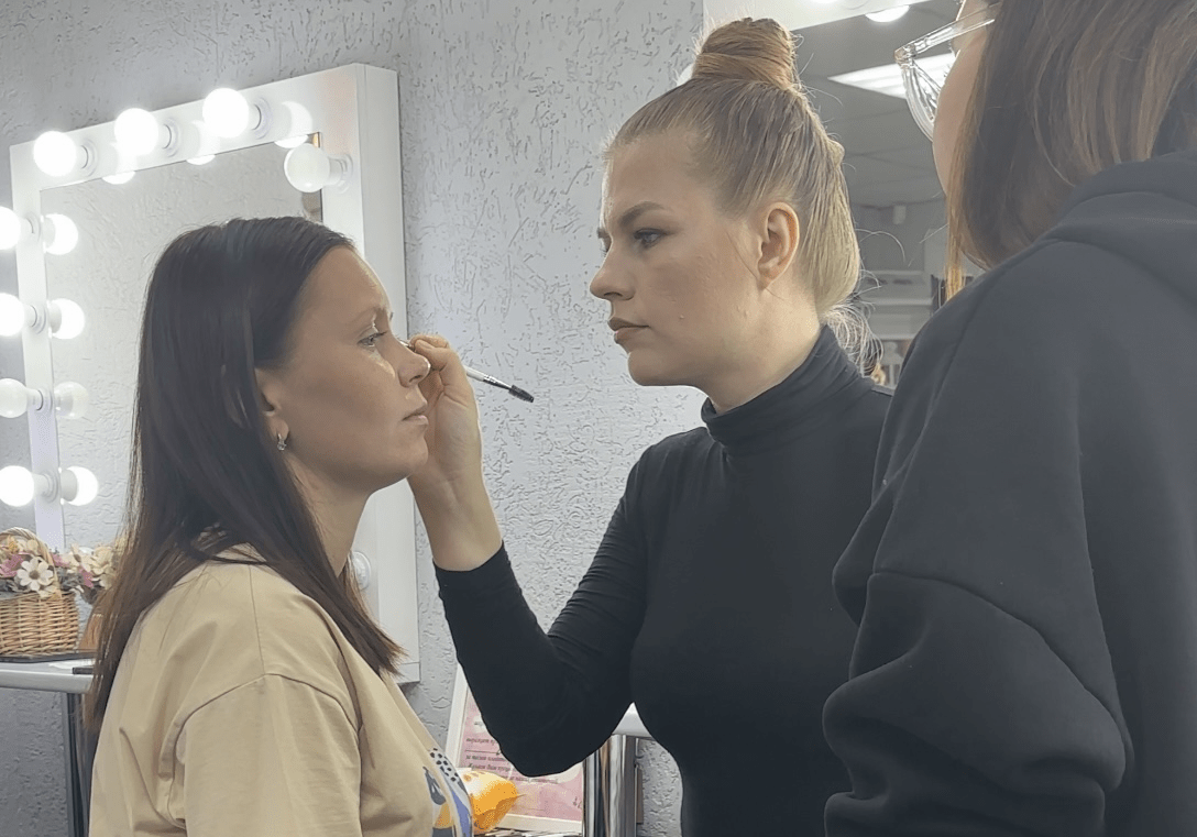 Бесплатно обучиться «макияжу парижанок» предлагают жительницам Петропавловска