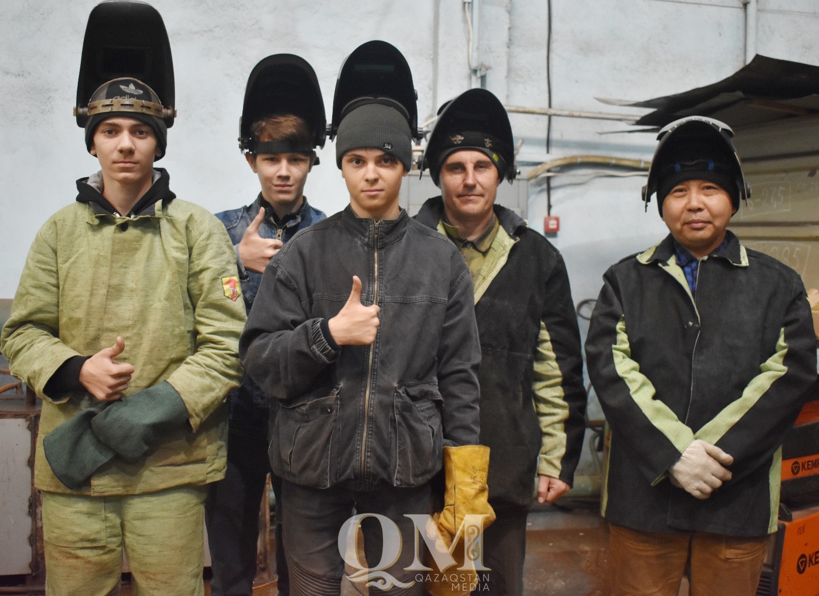 Студенты проходят практику на ПЗТМ в Петропавловске