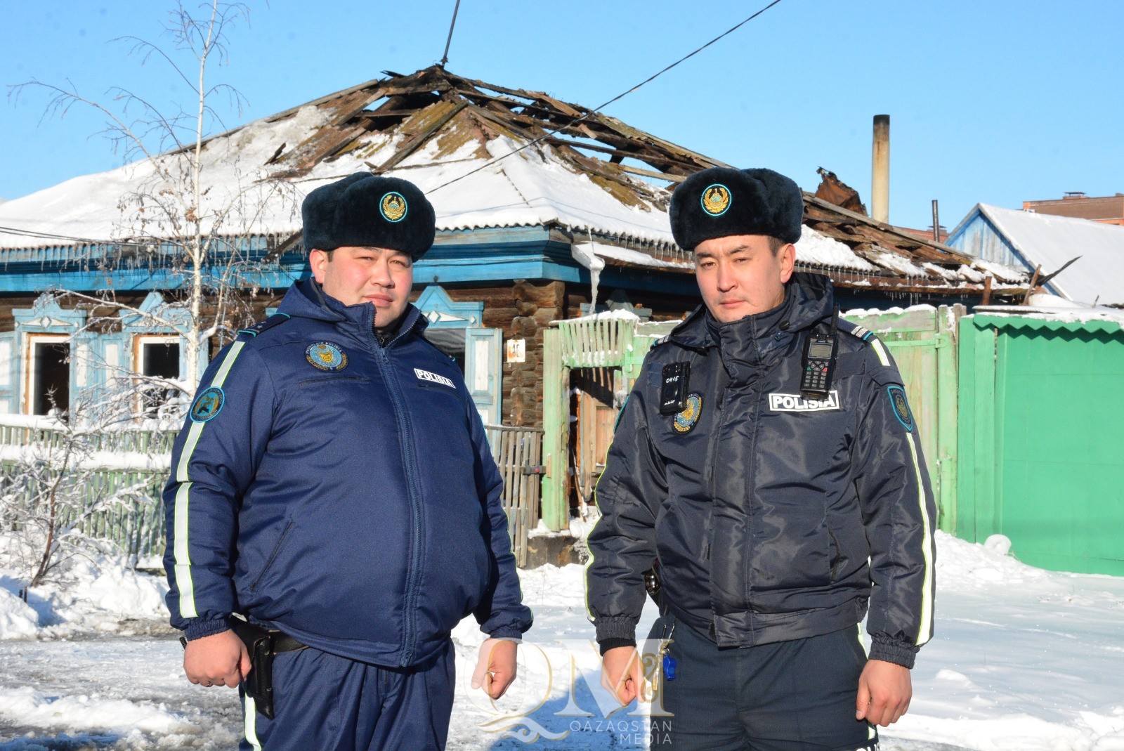 Петропавлда полицейлер өрттен екі адамды аман алып қалды