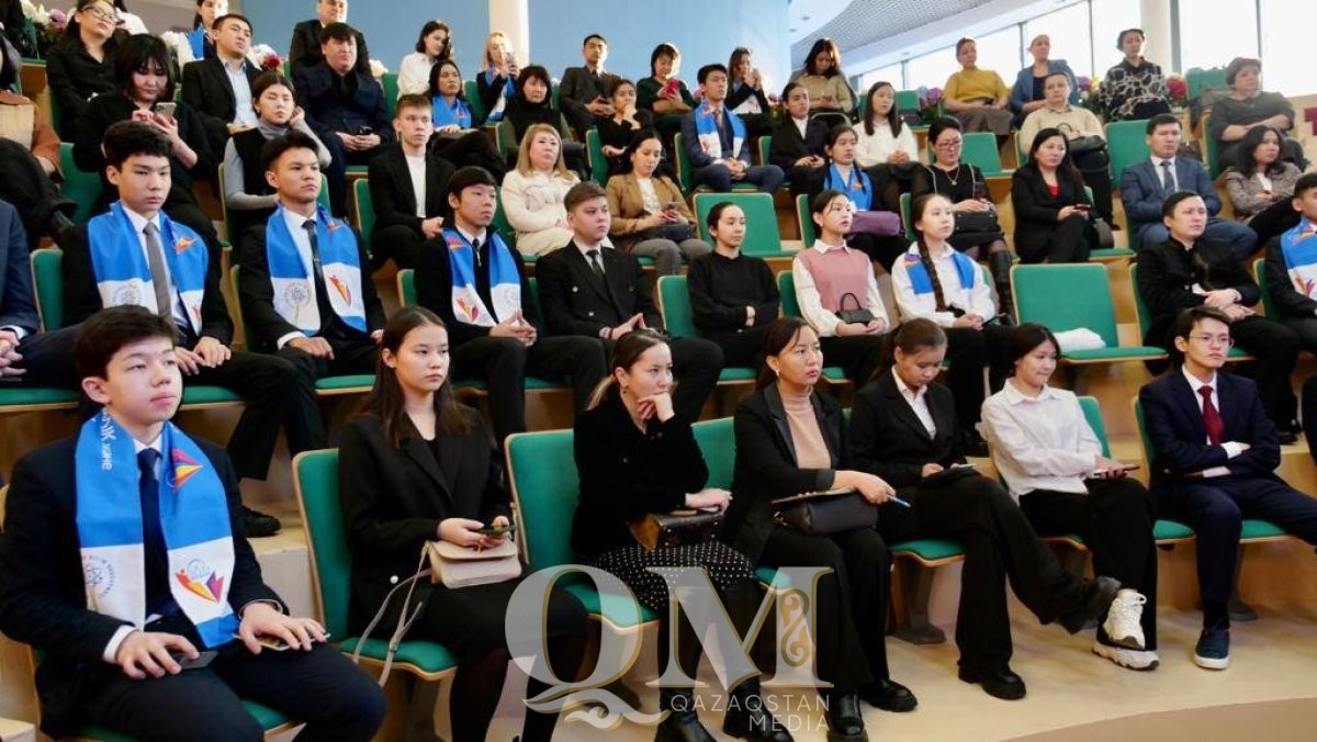 Улучшить эмоциональную атмосферу в школах обещают в Минпросвещения РК