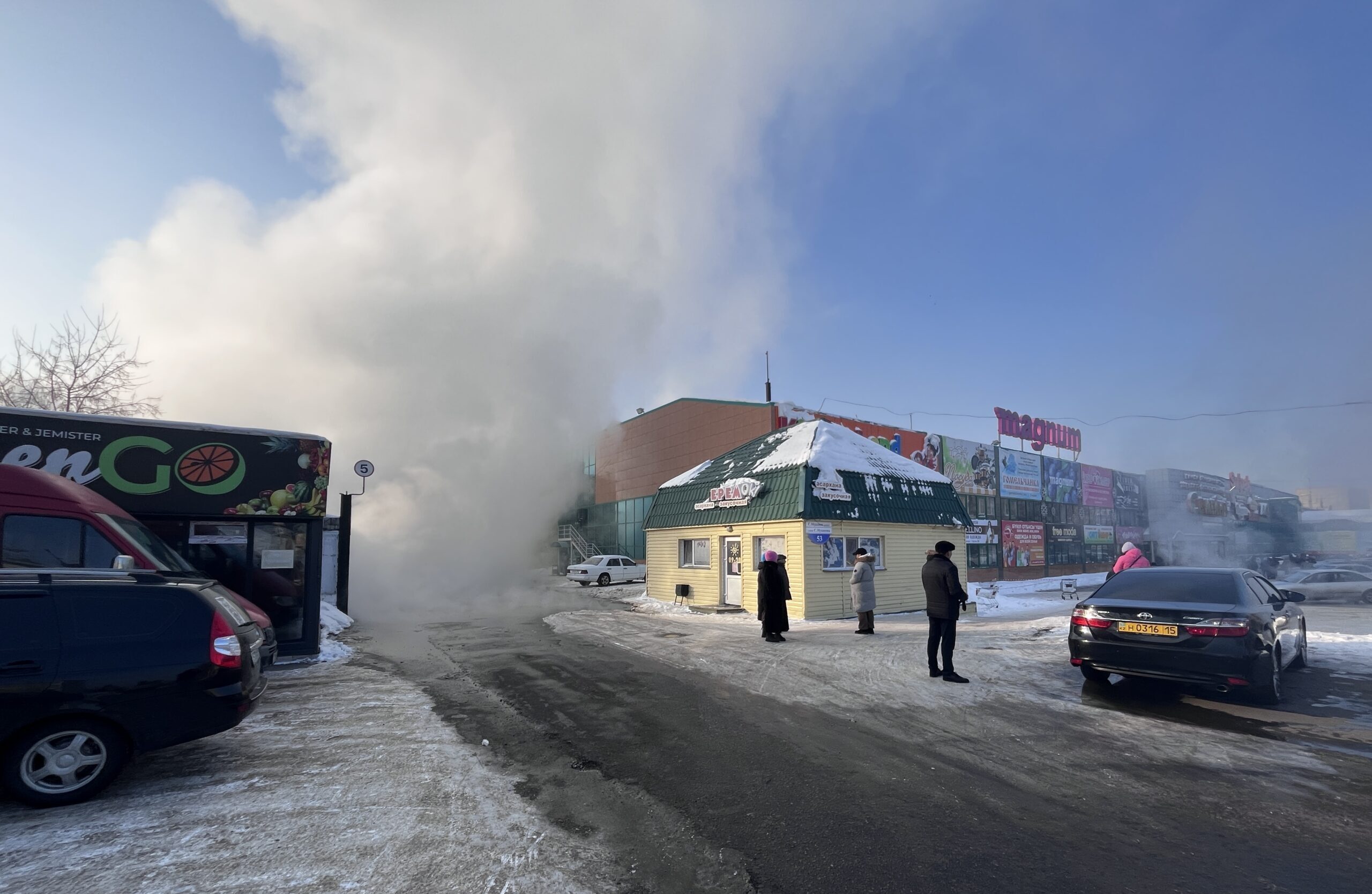 Коммунальный коллапс: вторая авария за день на теплосетях в Петропавловске