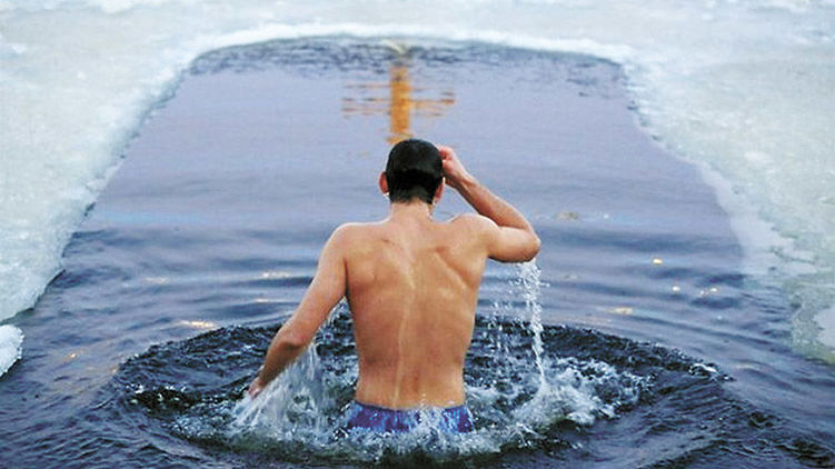 Крещение: известный нумеролог рассказала о таинственной силе воды и мыслей