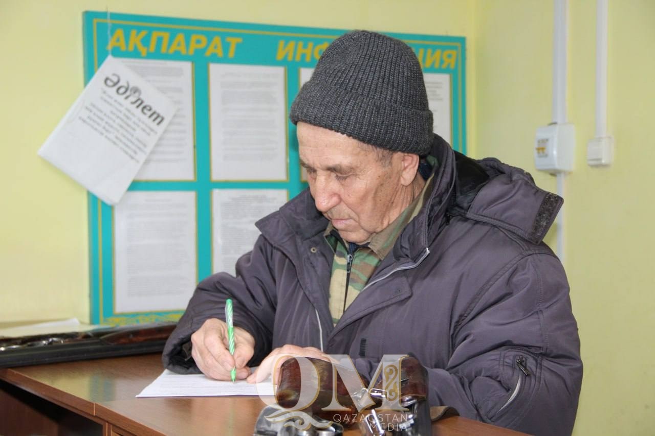 Пенсионер из Петропавловска решил уничтожить два ружья