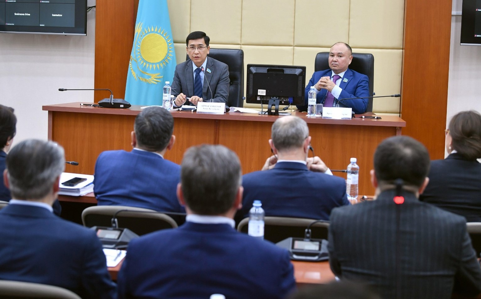 Медработники на селе будут получать новое пособие в Казахстане