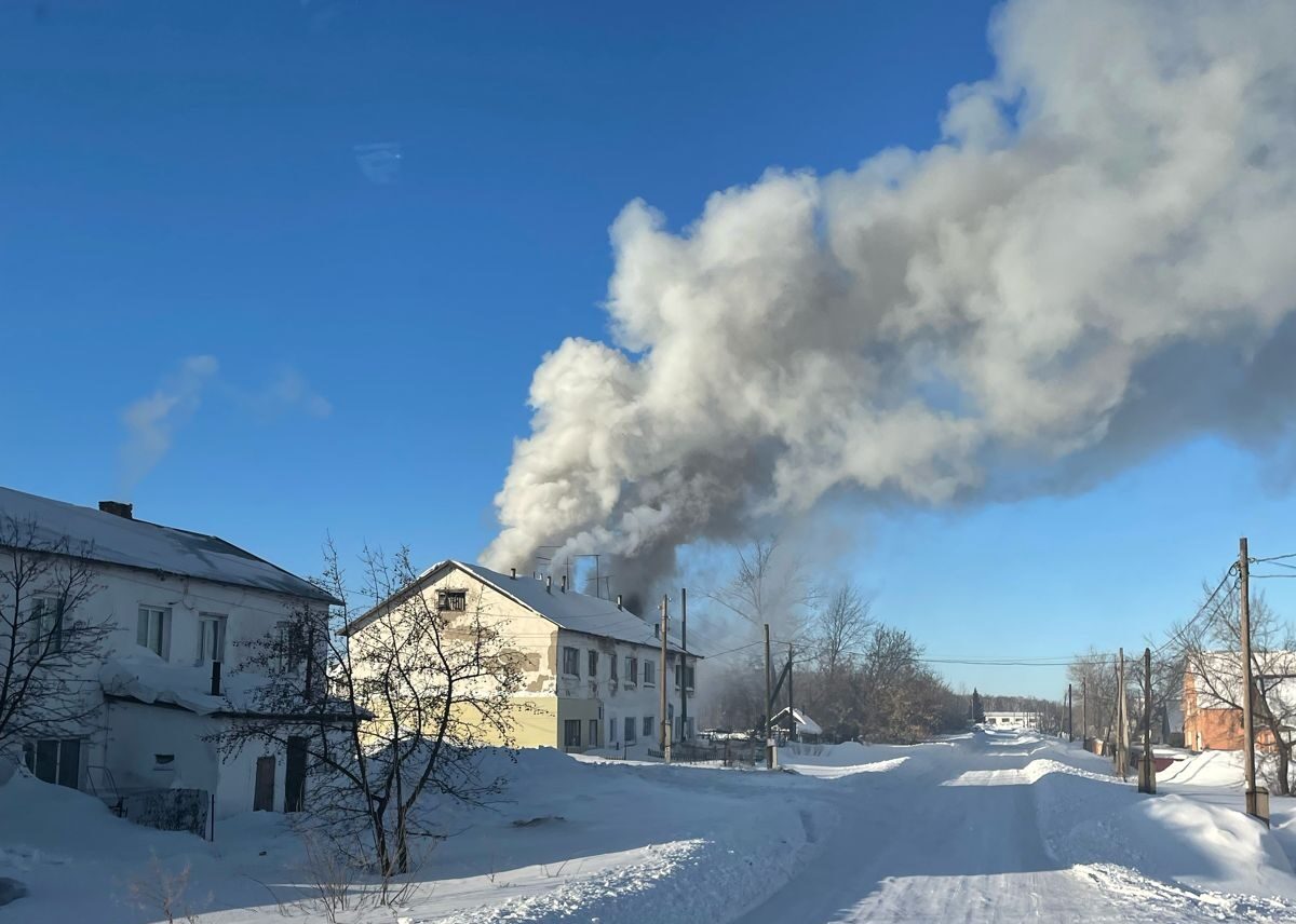 Три газовых баллона вынесли из горящего дома спасатели СКО