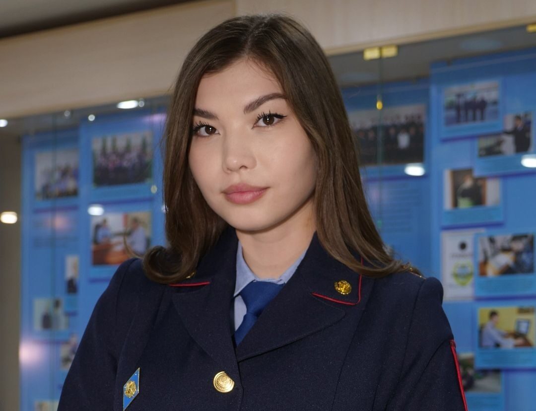 Самая красивая девушка в погонах: голосуйте за Камилу Конваеву из СКО