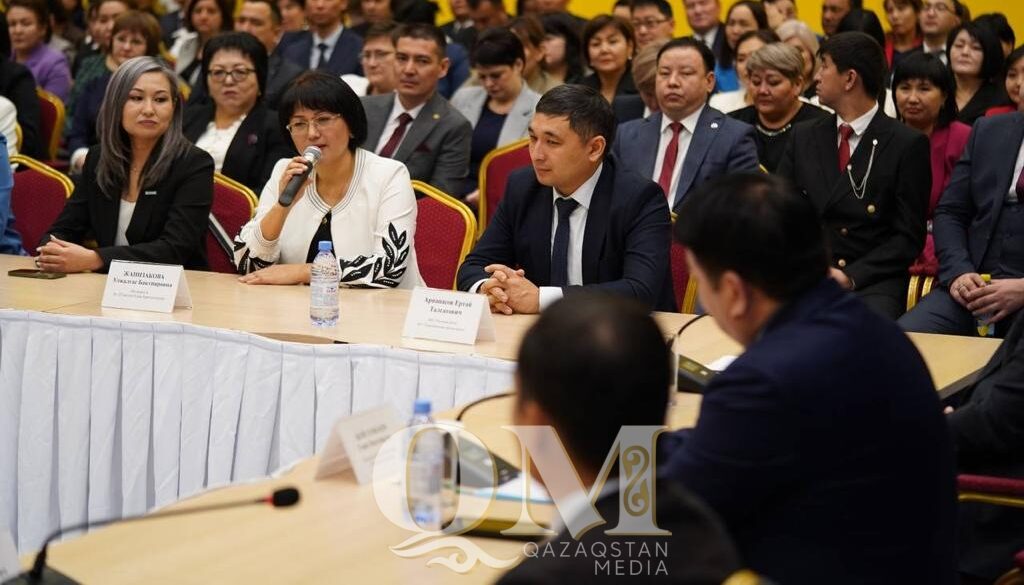 Восемь акмолинских педагогов вошли в состав республиканского кадрового резерва