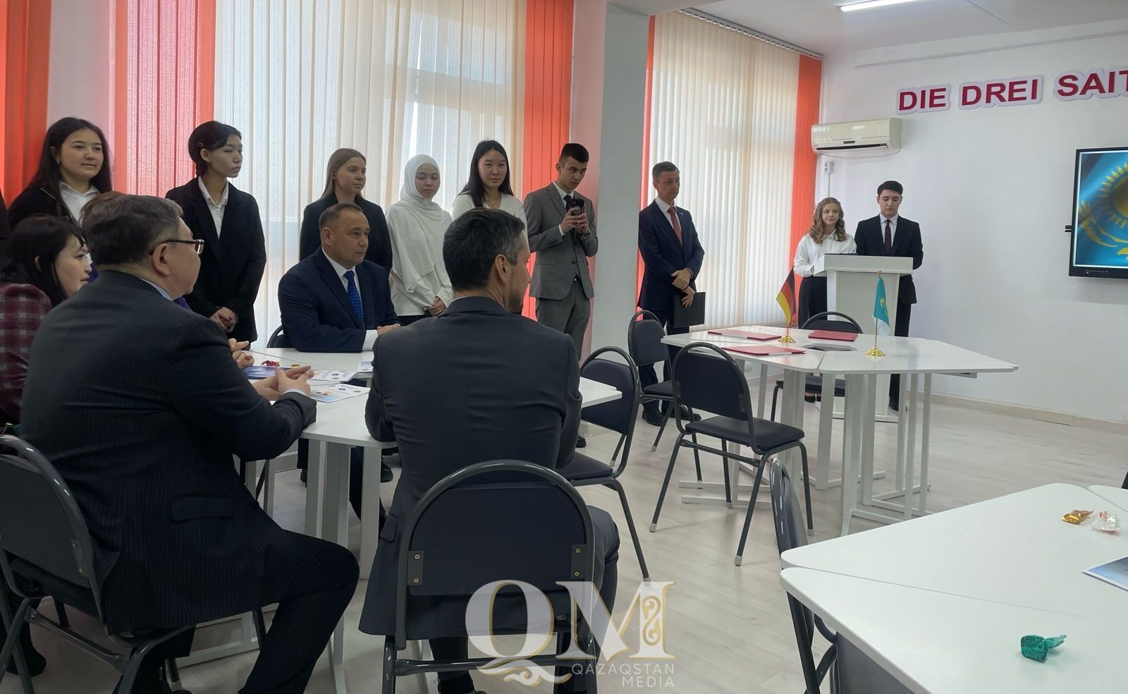 Учебный кабинет имени Герольда Бельгера открыли в Ualikhanov University