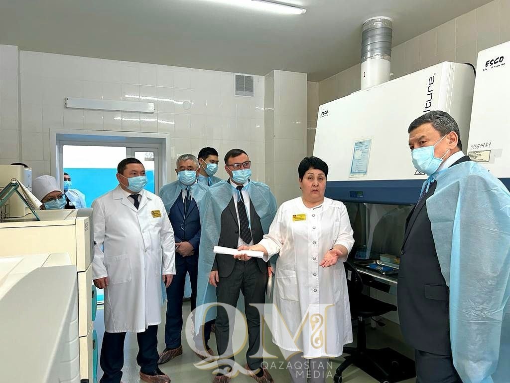 Аппарат молекулярной диагностики для быстрого выявления туберкулеза используют в СКО