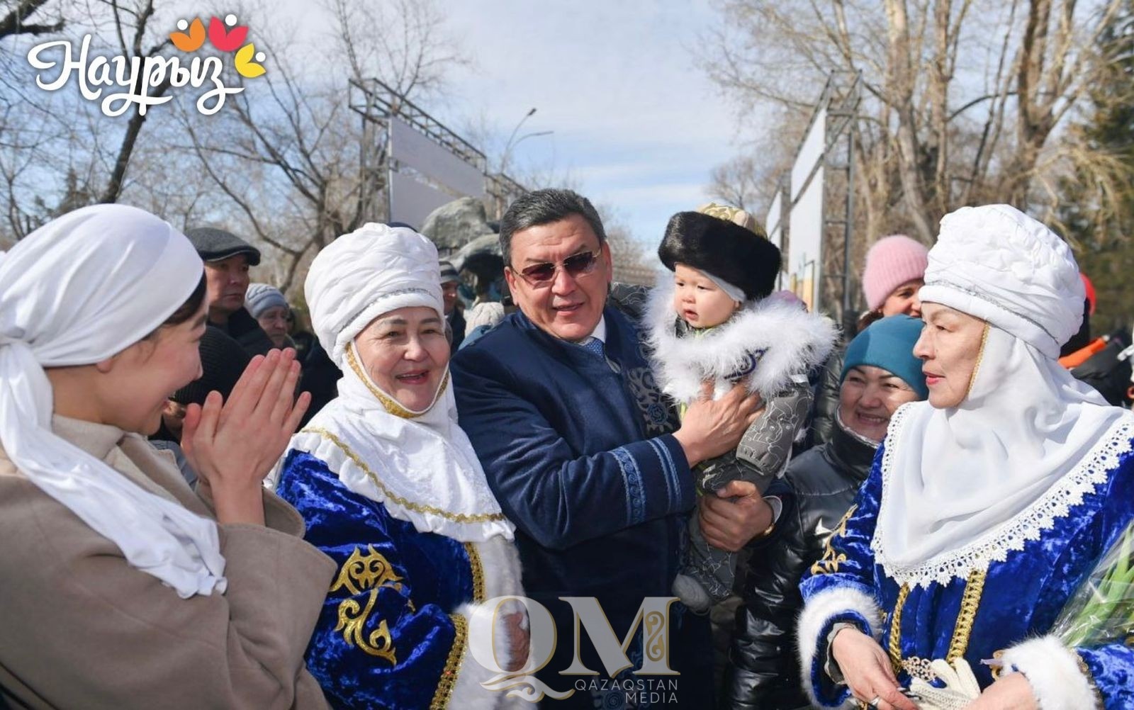 Аким СКО посетил праздничный концерт в Петропавловске