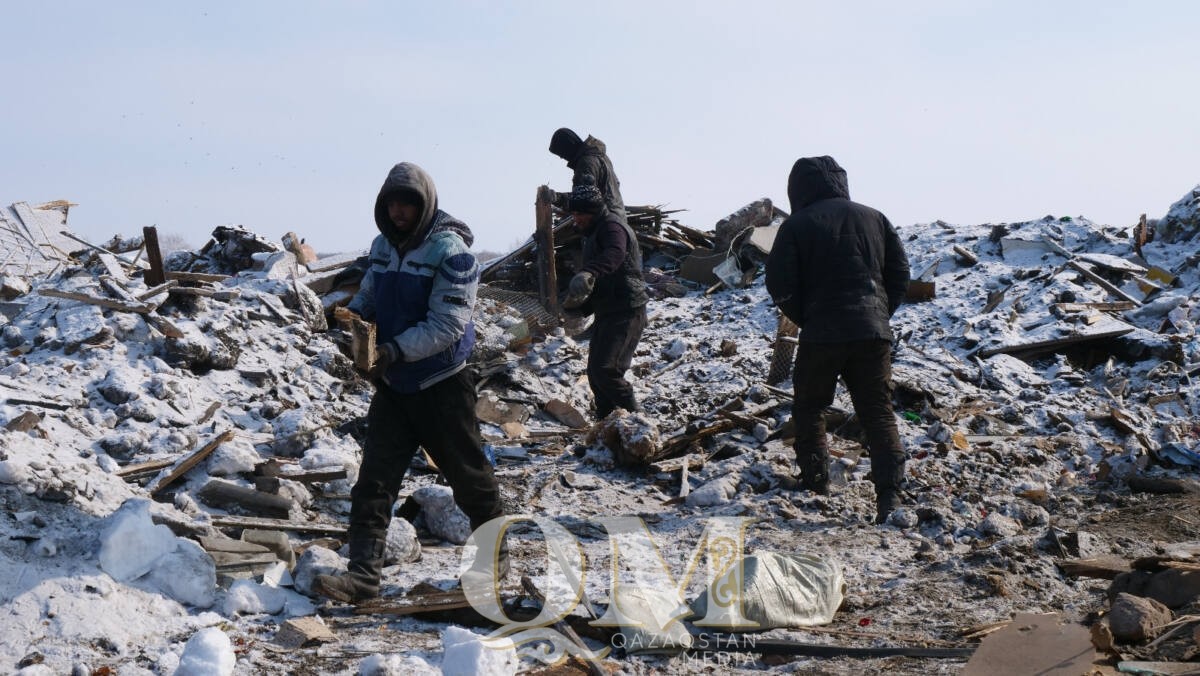 Семь мигрантов нелегально работали на свалке в Петропавловске