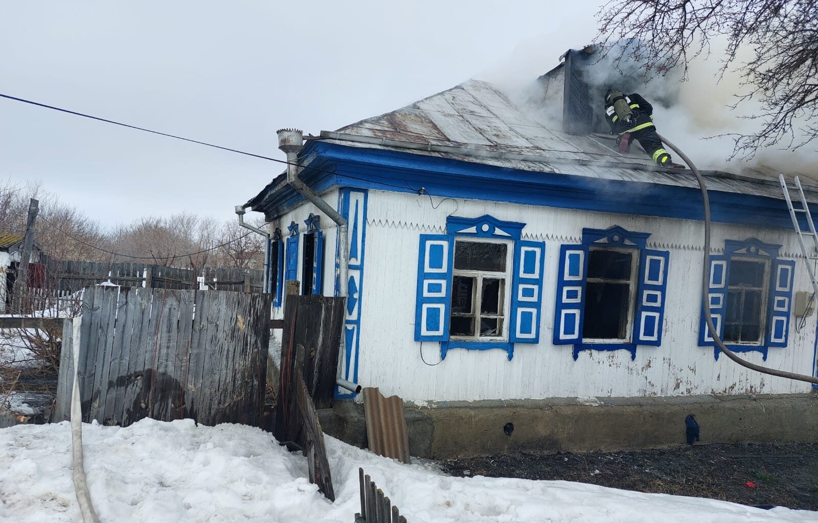 Двое детей сгорели в частном доме в Есильском районе СКО