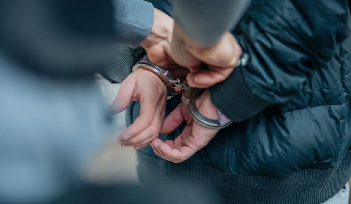 Акмолинские полицейские задержали троих преступников, находившихся в розыске