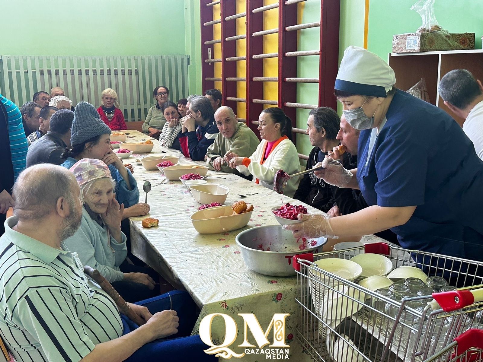 Пострадавшие от паводков рассказали об условиях в эвакопунктах в СКО
