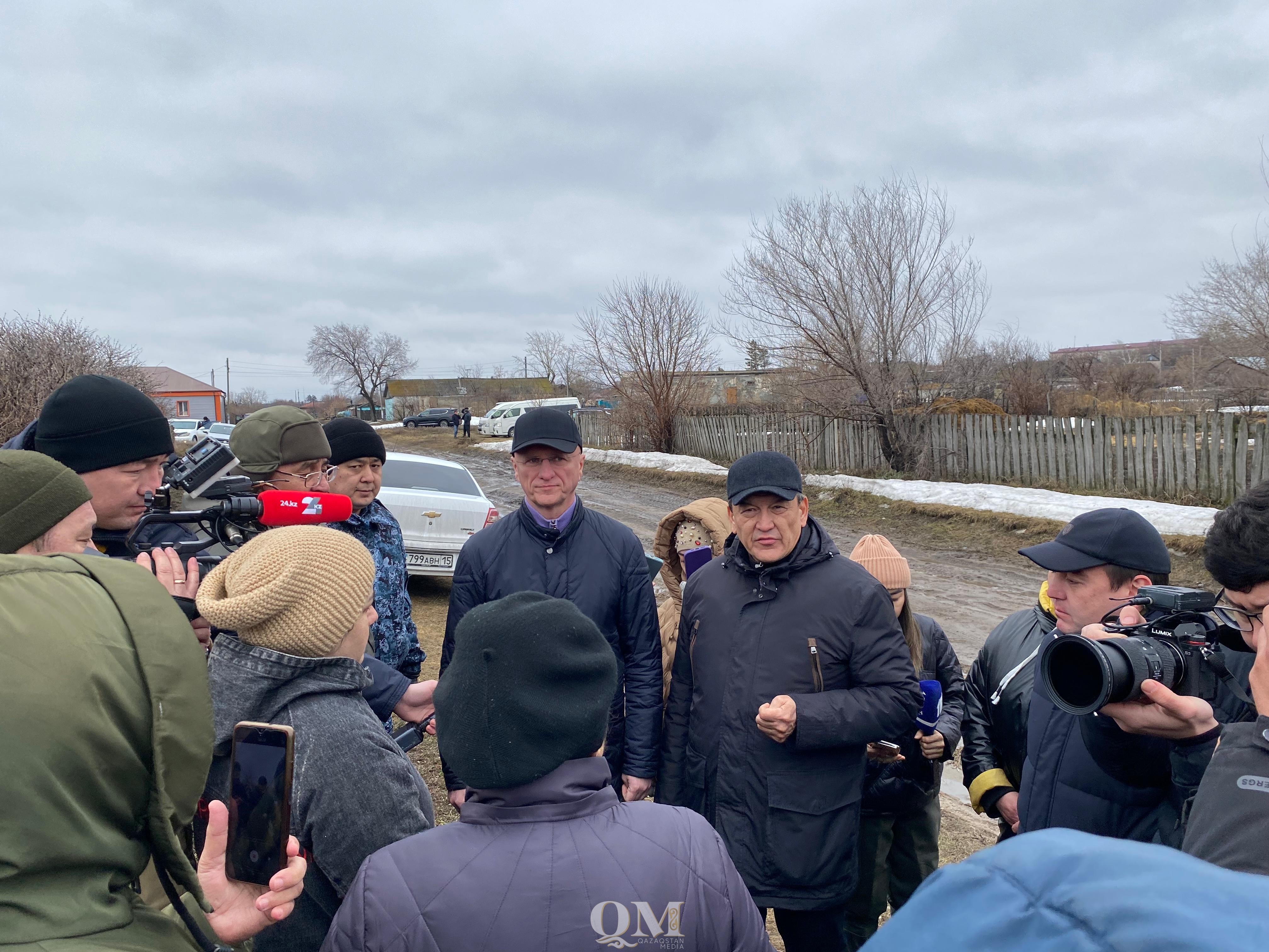 Разрушенные паводком дома пообещал восстановить в СКО Роман Скляр