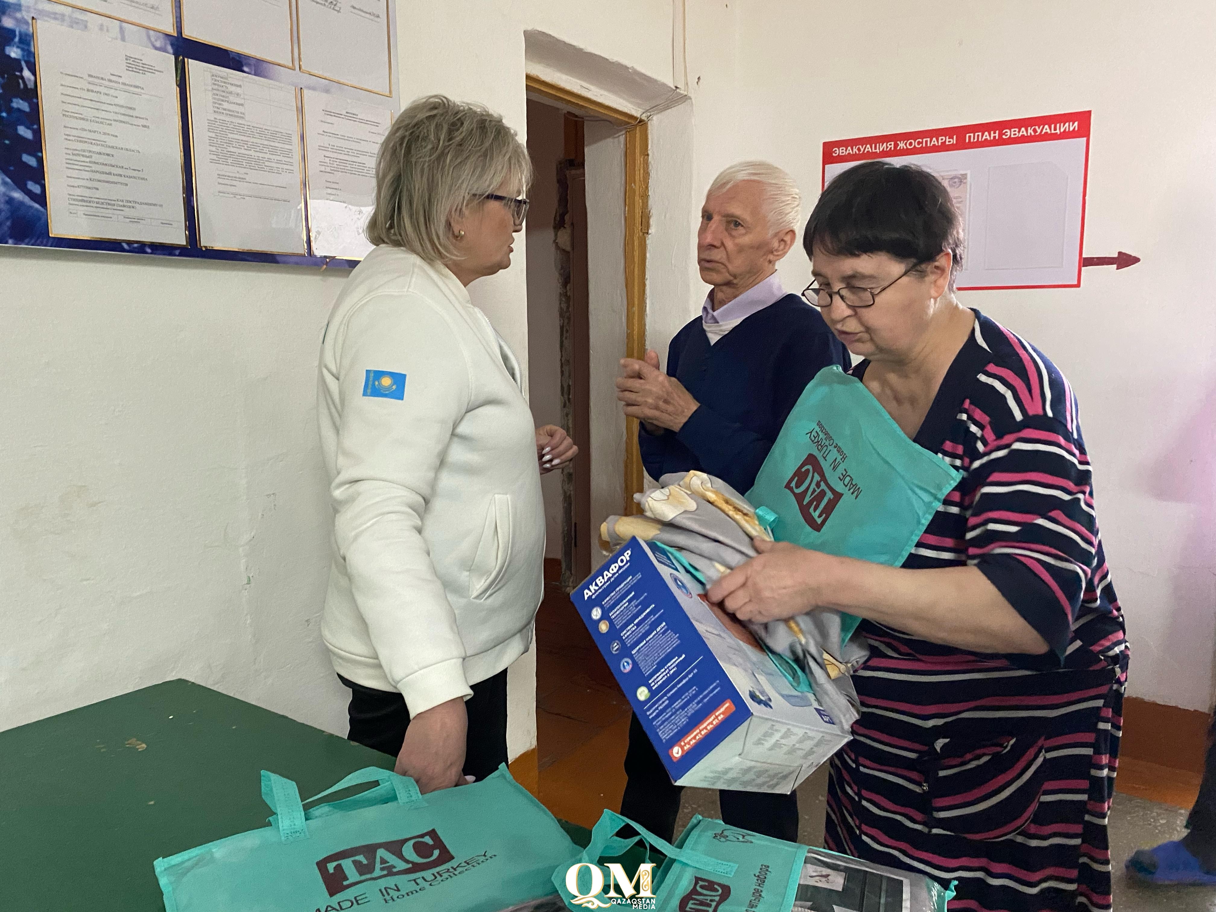 Как помогают с бытовыми вопросами пострадавшим от паводка в Петропавловске