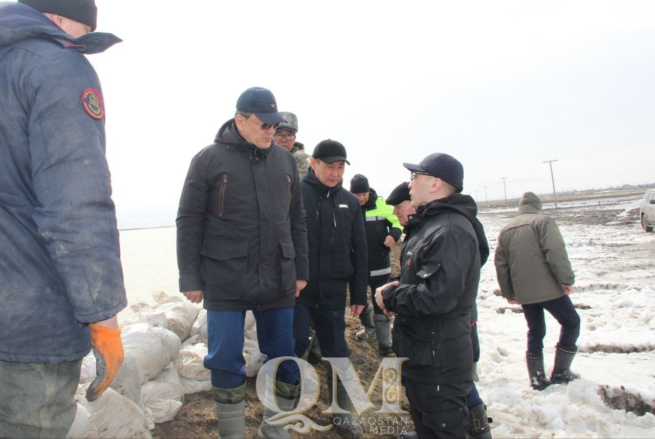 СҚО әкімі Тайынша ауданында тасқынмен күрес жұмыстарын тексерді