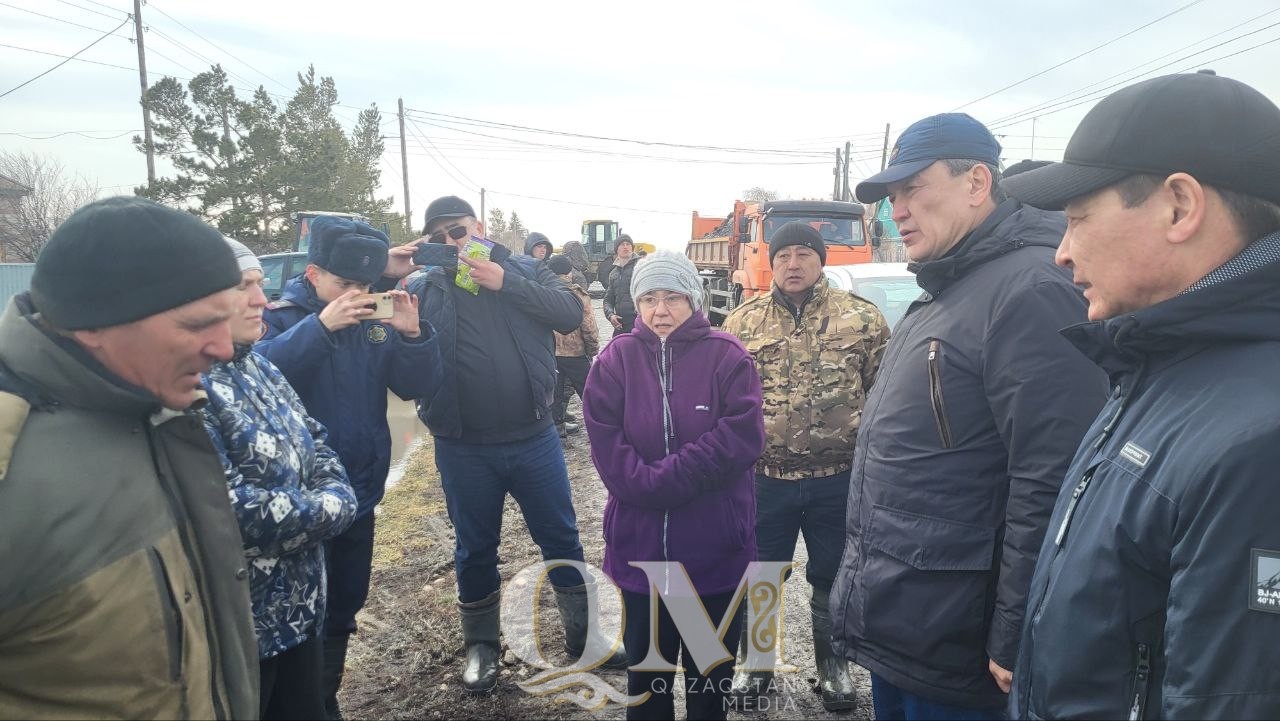 СҚО әкімі Тайынша ауданында тасқынмен күрес жұмыстарын тексерді