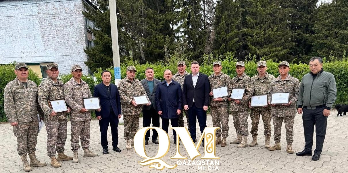 Торжественно проводили военных из г. Конаева, помогавшим бороться с последствиями наводнения в СКО