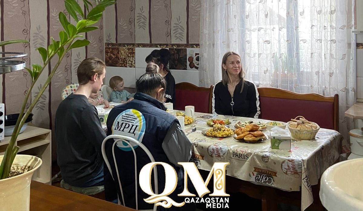Волонтеры привезли подарки в «Дом мамы» в Петропавловске
