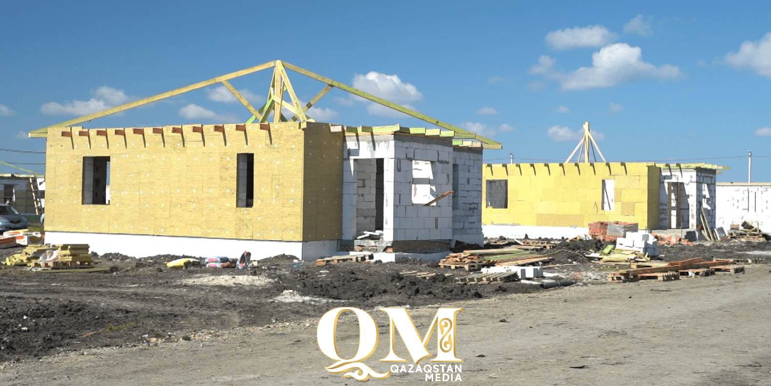 Дома в мкр. Солнечный-2 для пострадавших от наводнения сдадут в чистовой отделке