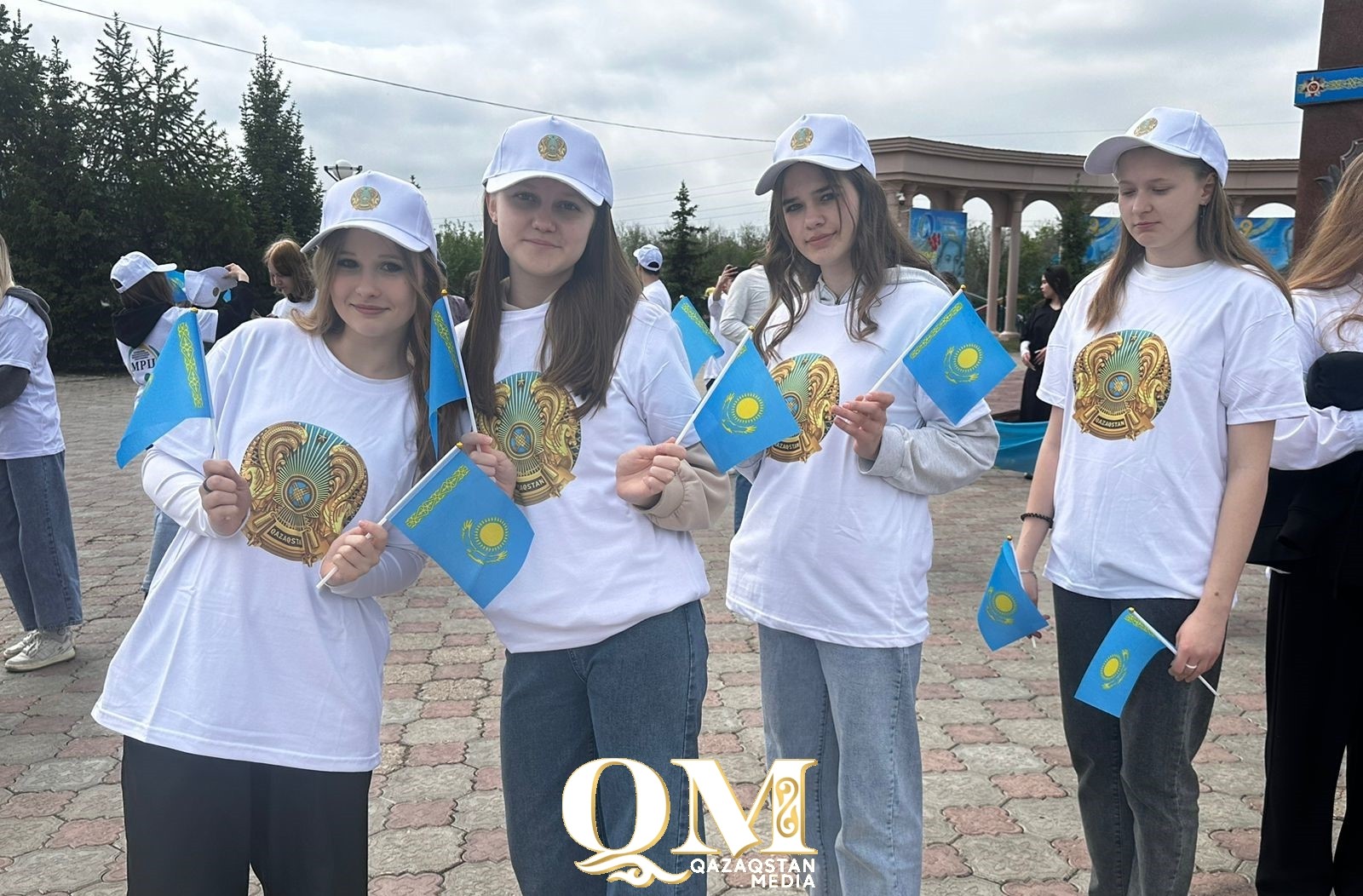 Молодежь Петропавловска отметила День госсимволов РК