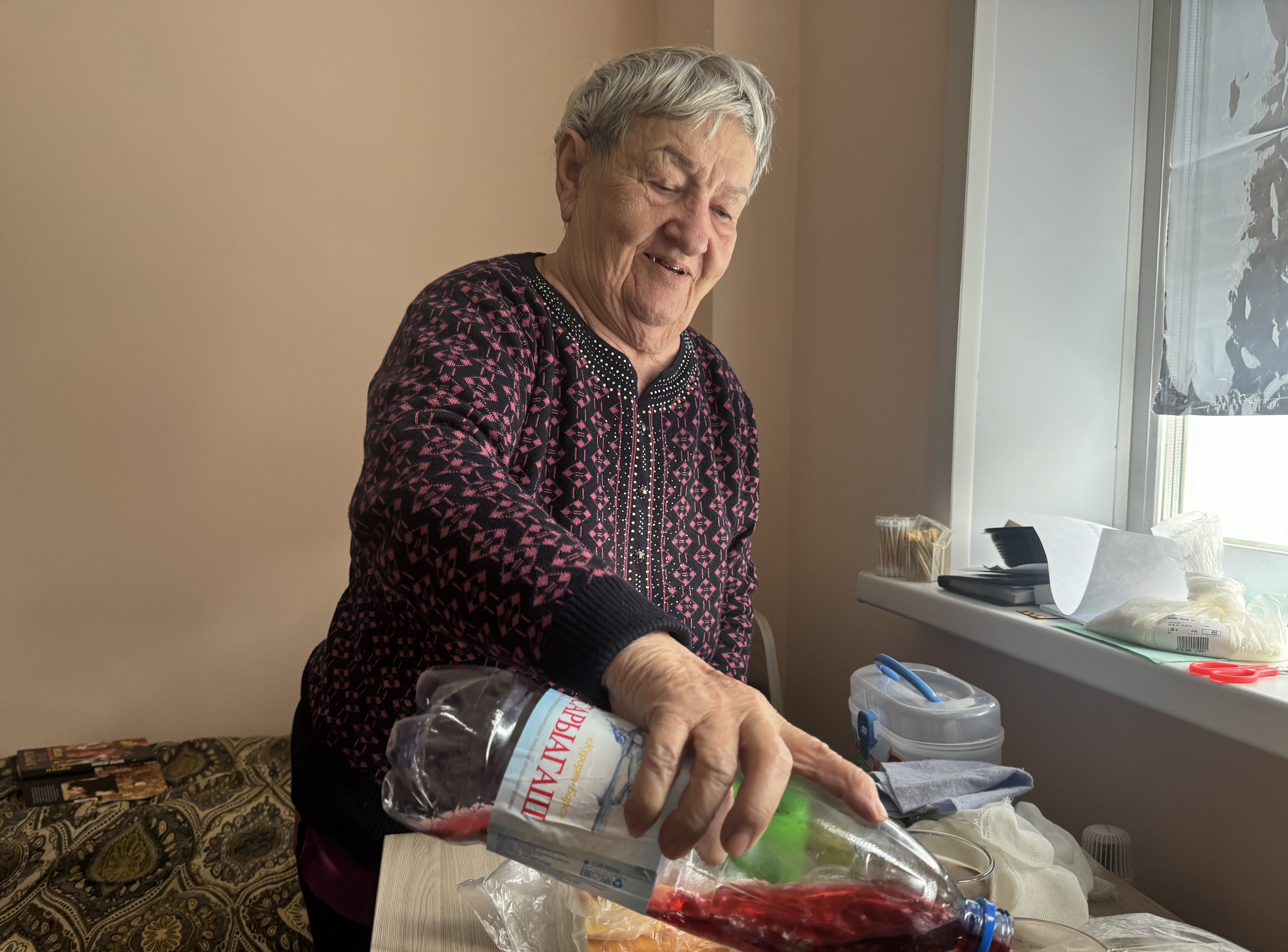 Вместо аварийного дома семья пенсионерки Галины Соловьевой получит 3-комн. квартиру