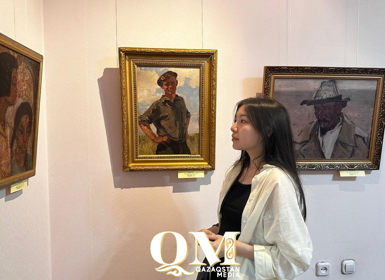 Выставка портретов художников прошлого века проходит в Петропавловске