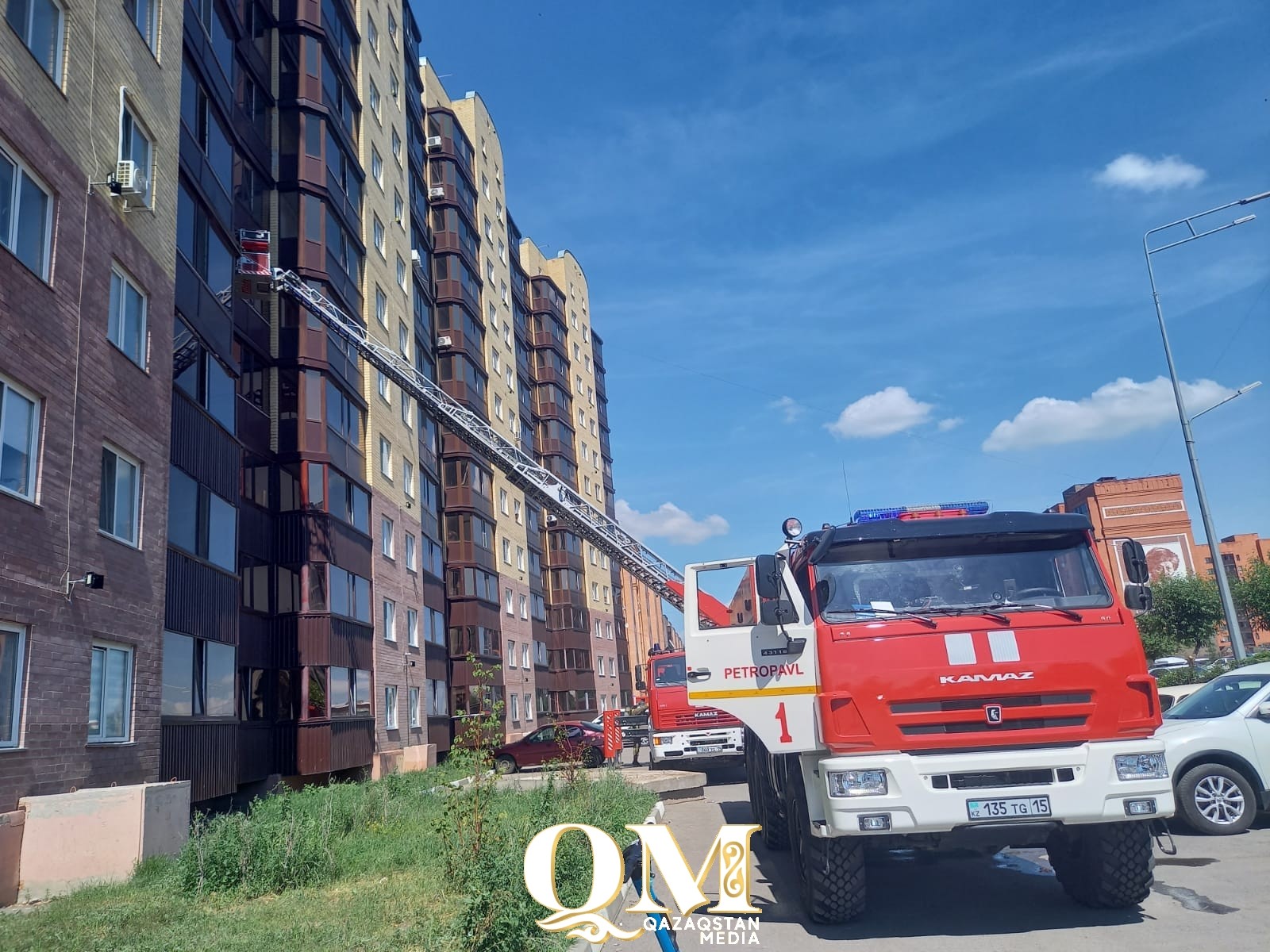 Оставили обед на плите и устроили пожар в одной из многоэтажек Петропавловска