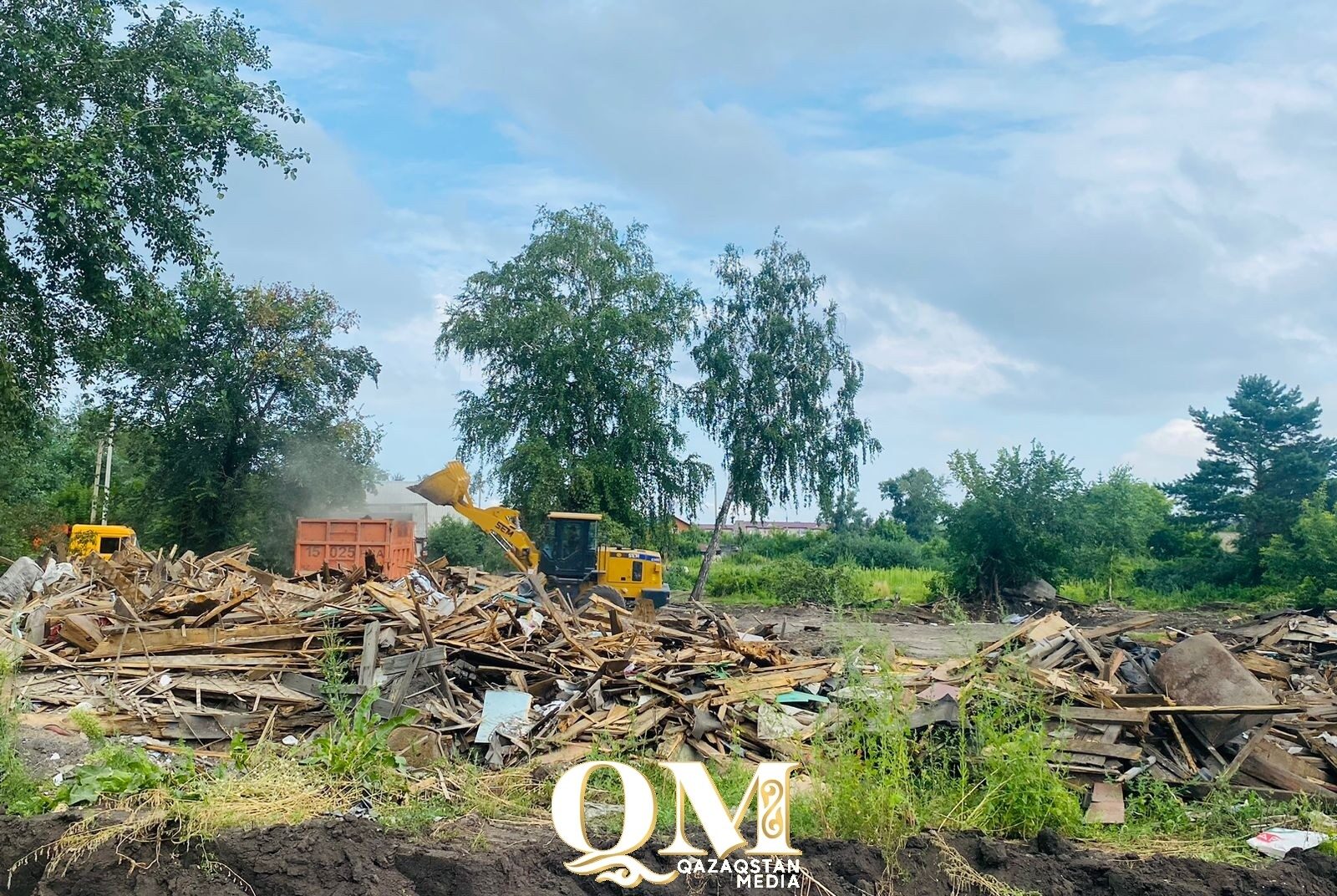 Свыше 11 тыс. тонн мусора вывезли мехбригады Мамлютского района в Петропавловске