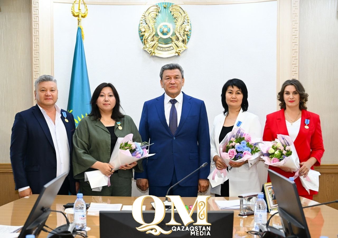 Журналист Qazaqstan Media получила медаль «Ерен еңбегі үшін»