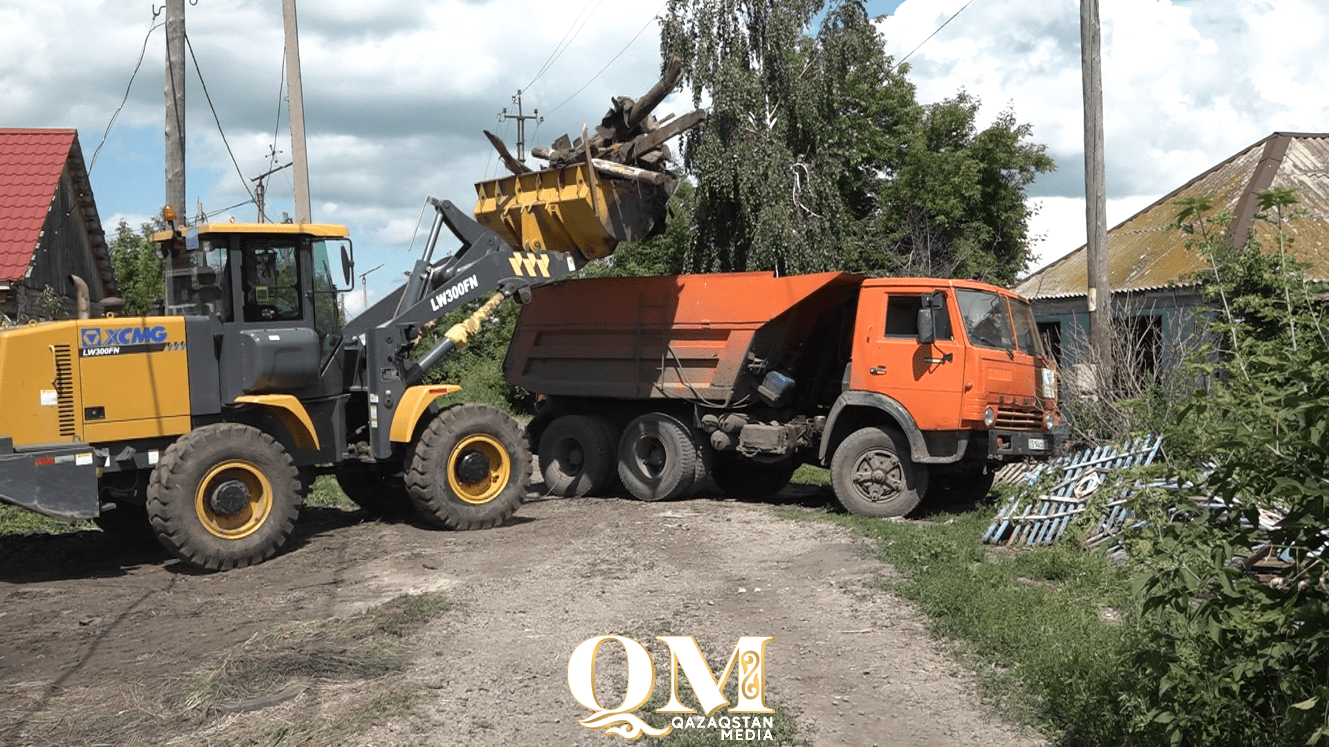 15 домов ремонтируют мехбригады Жамбылского района в Петропавловске