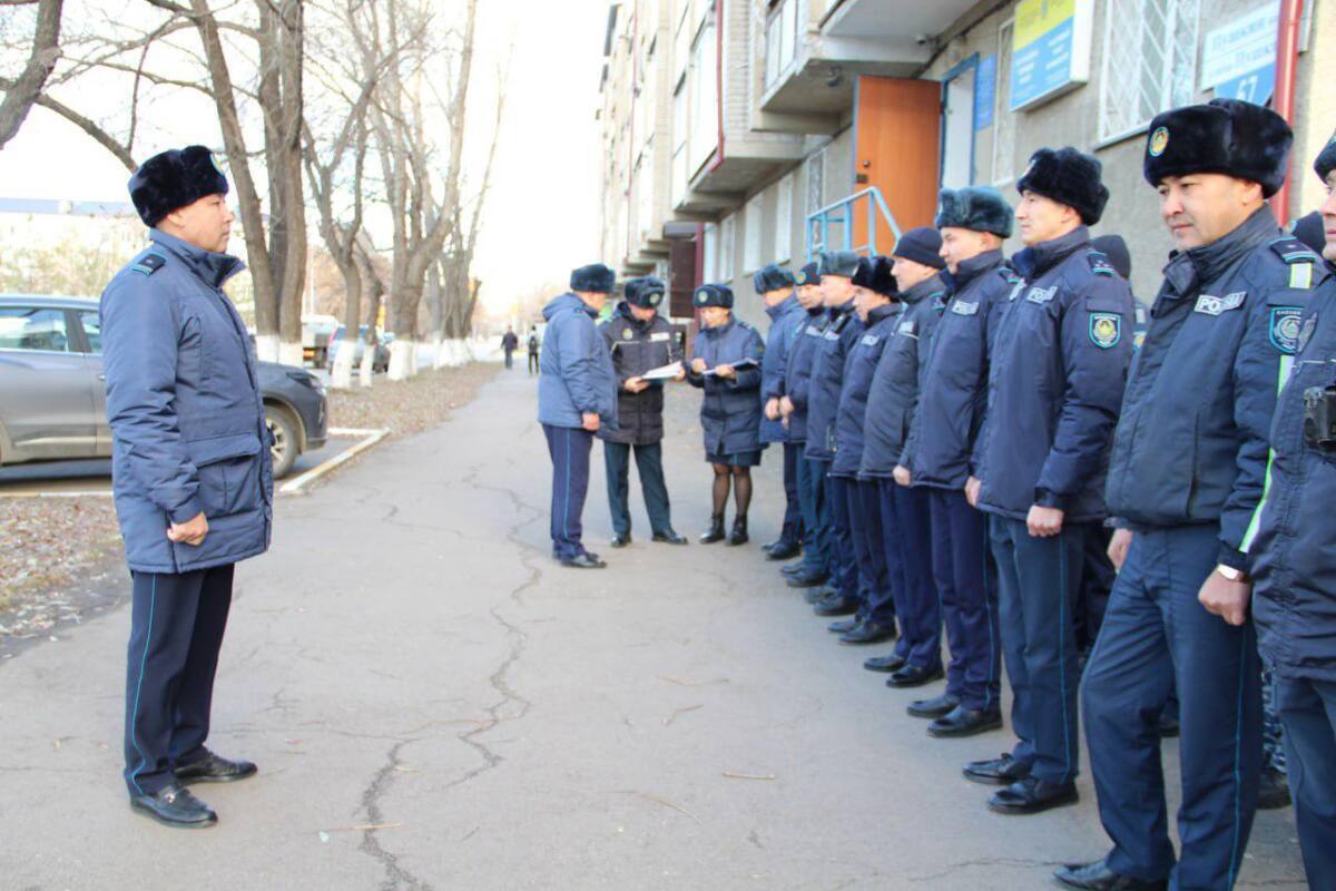 Драгоценности, деньги, без ствола. Что хранят в оружейных сейфах жители СКО?