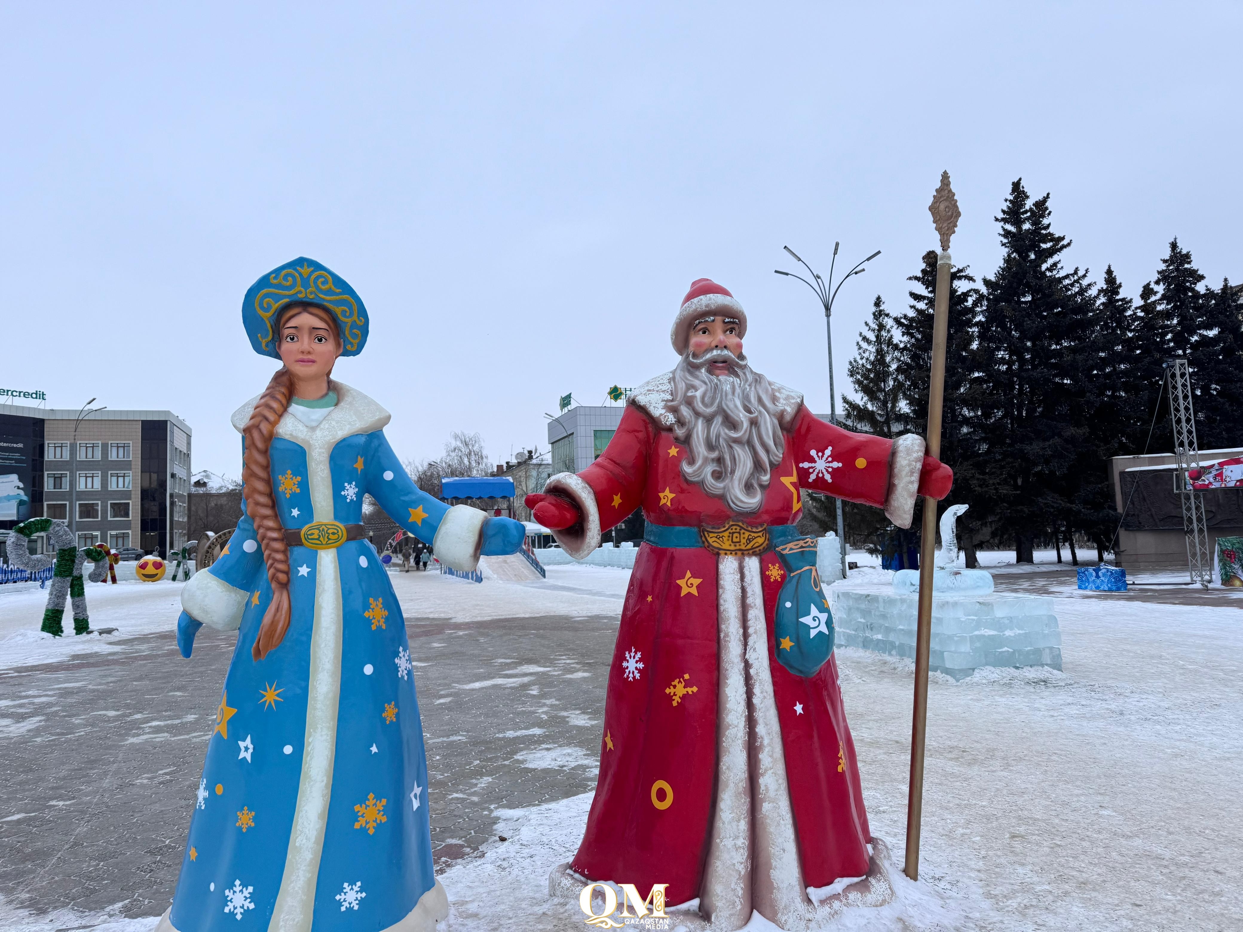 Накатались. Почему горки и новогодние городки убрали в Петропавловске 