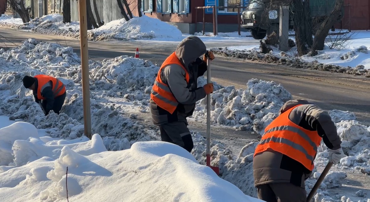 Очистку ливневых канализаций завершают в Петропавловске