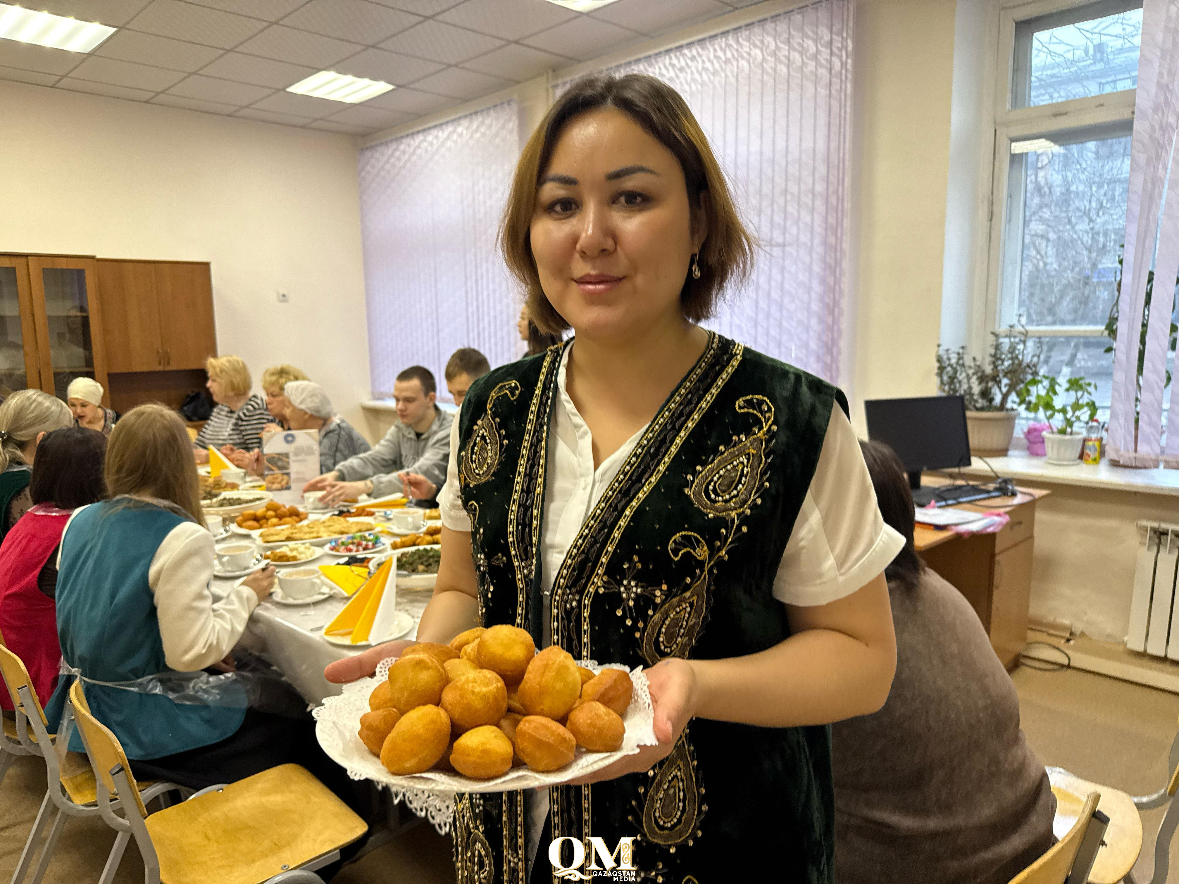 Мастер-класс по приготовлению казахских блюд провели для студентов Петропавловска