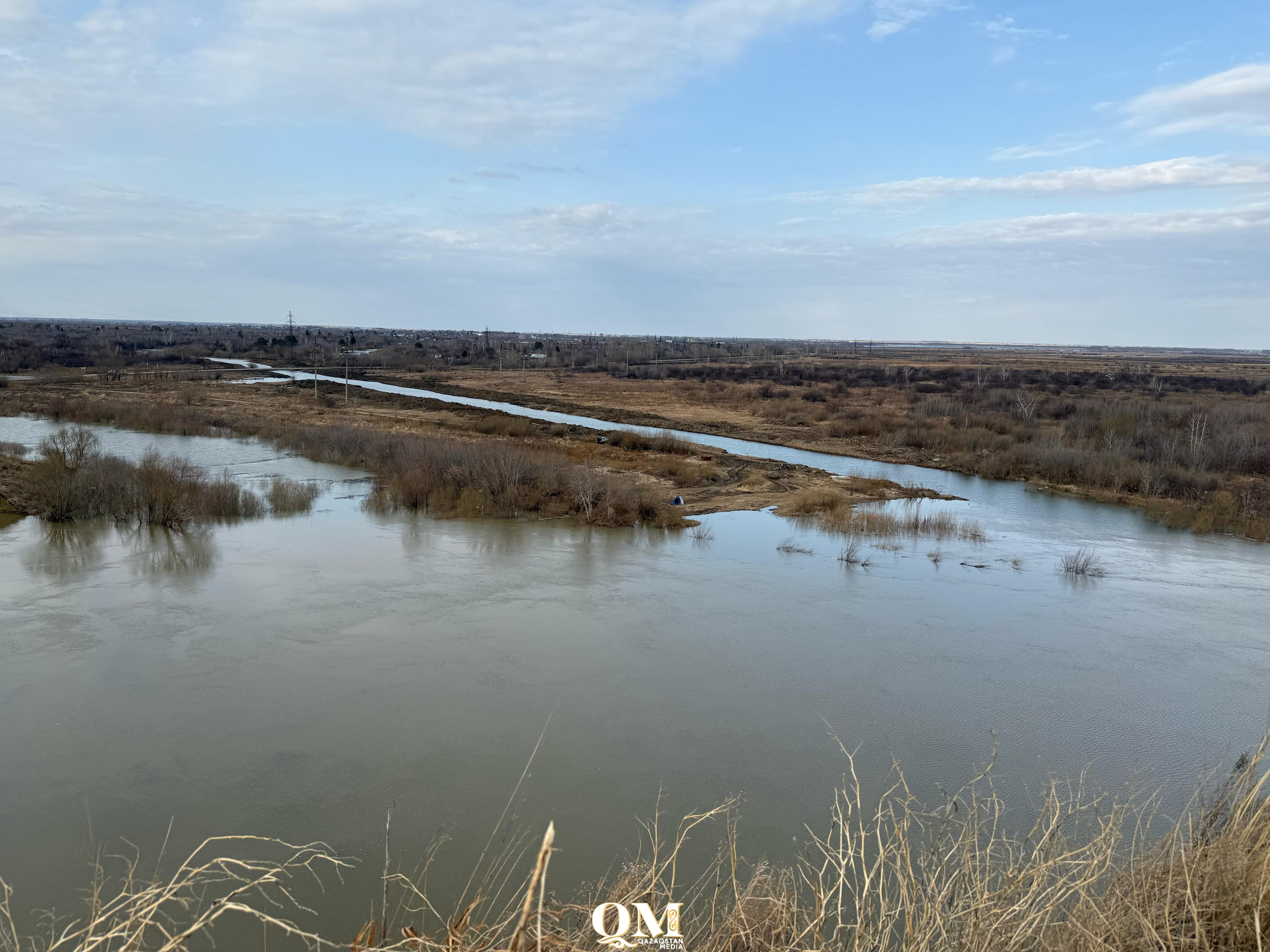 На 77 см за сутки поднялся уровень воды в реке Есиль в Сергеевке СКО