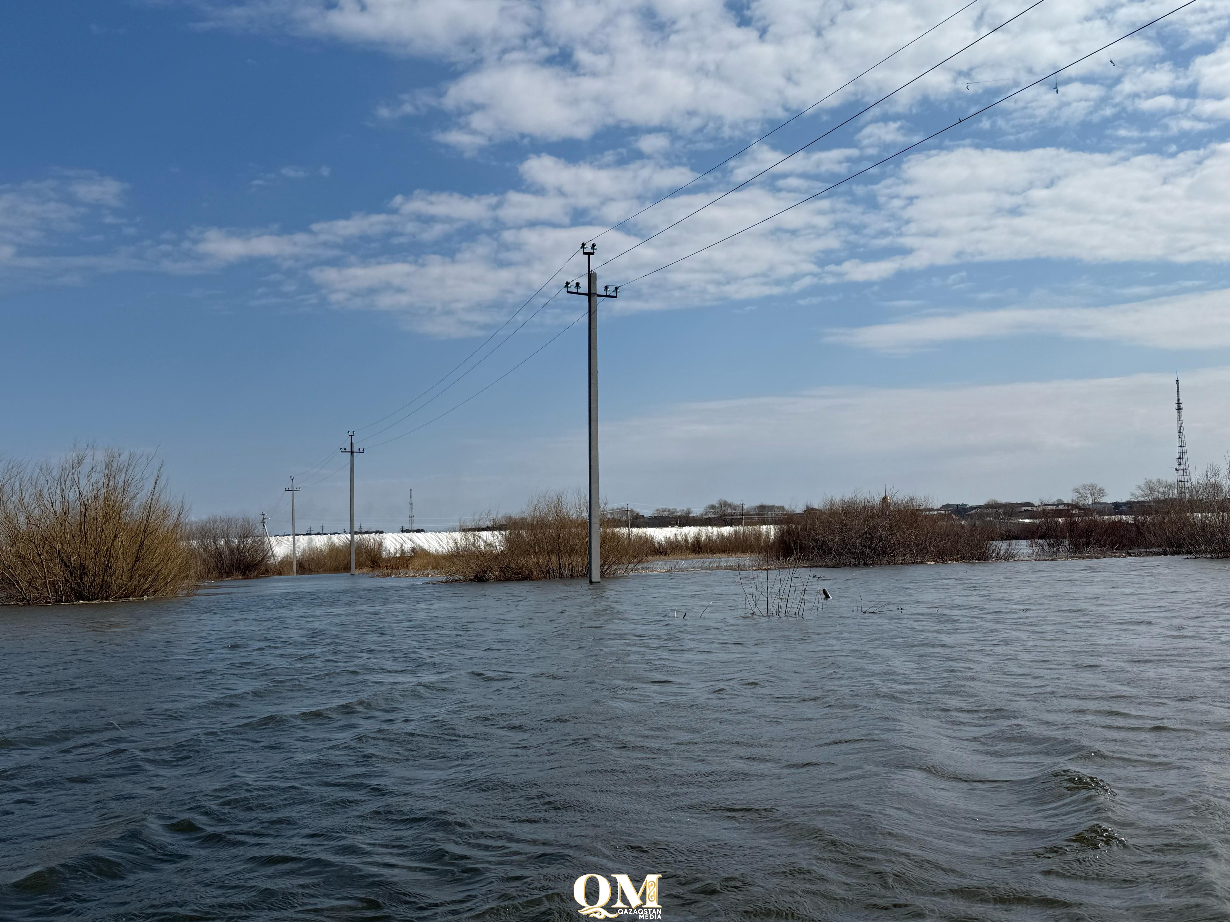 В Покровке уровень воды поднялся на 135 см Вторая волна паводка набирает силу в СКО