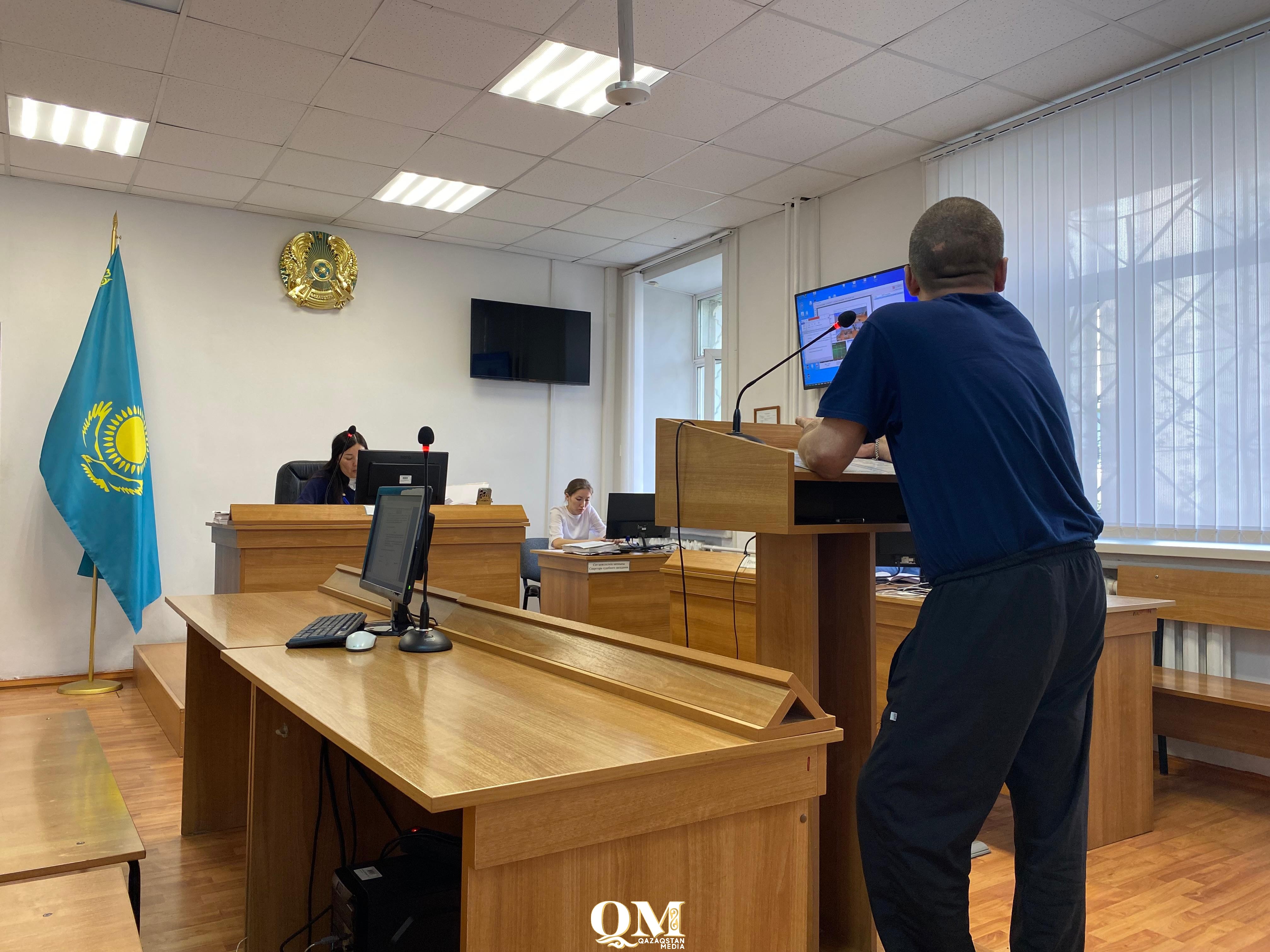 Оскорблял и призывал свергнуть власть – в Петропавловске продолжается суд над блогером