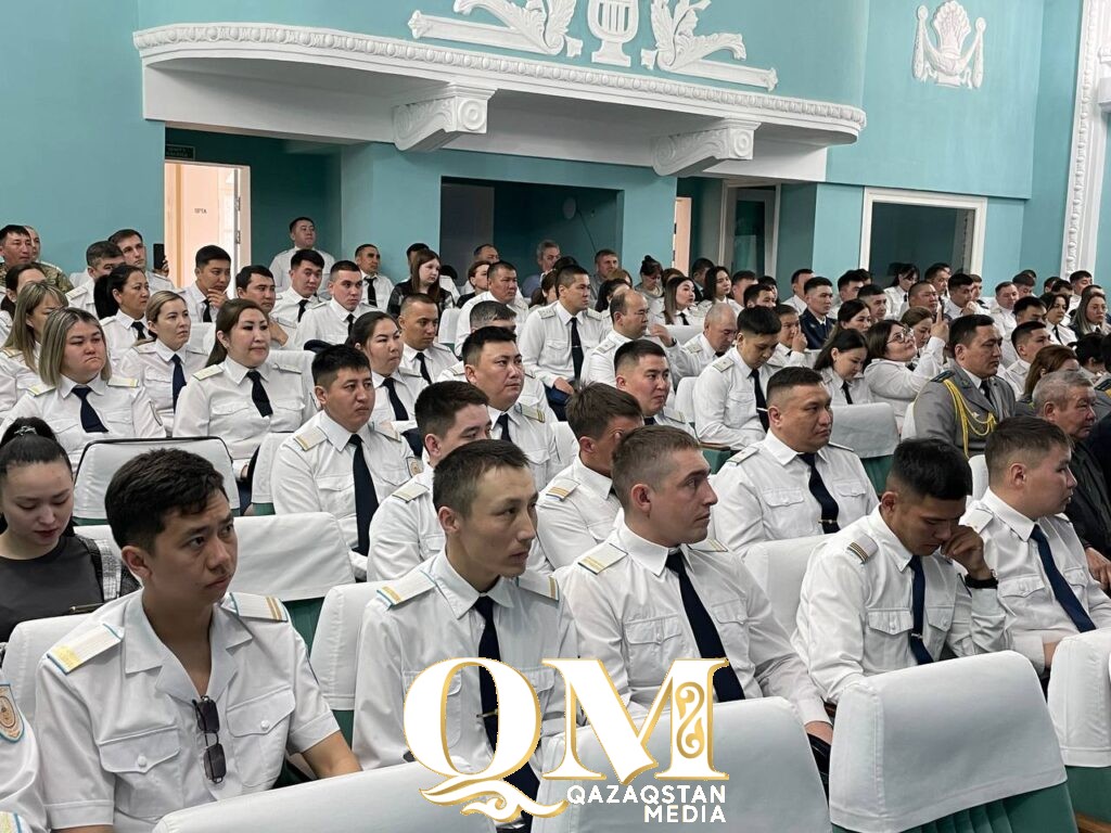 Сотрудников уголовно-исполнительной системы наградили в Петропавловске