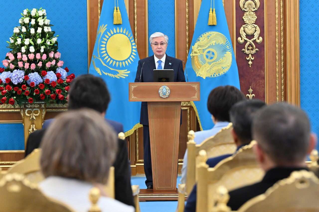 Солтүстікқазақстандық өнерпаздар президент қолынан марапат алды